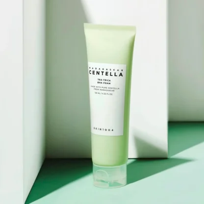 Madagascar Centella Tea-Trica BHA Foam SKIN1004
